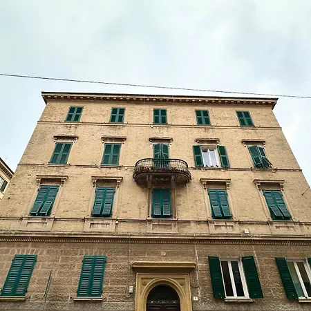 A34 - Ancona, Delizioso Bilocale In Centro *